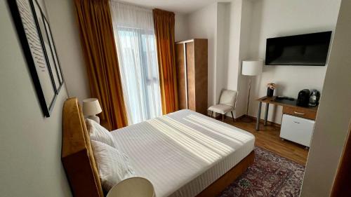 Oradea Hotel | Hotel Fantazia Oradea - Self Check In & Out