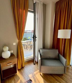 Oradea Hotel | Hotel Fantazia Oradea - Self Check In & Out
