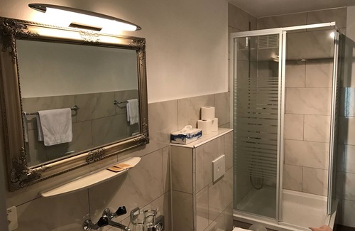 Brissago Hotel | Hotel Garni Morettina