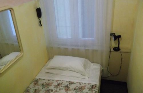 Brenzone sul Garda Hotel | Hotel Garni Rosmari