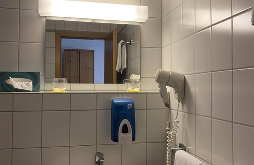 Oberwiehre Hotel | Hotel Gasthaus Schützen