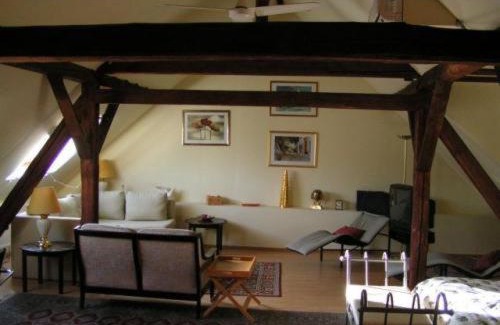 Worringen House | Hotel Gasthaus Krone