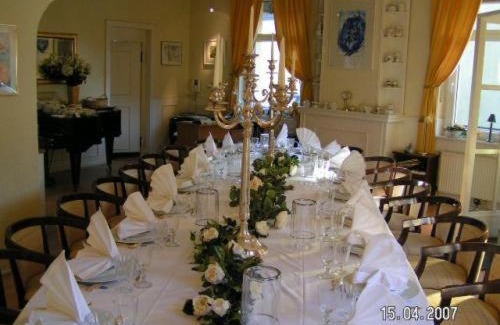 Worringen House | Hotel Gasthaus Krone