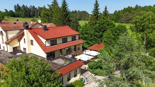 Burgfelden Hotel | Hotel Gasthof Süßer Grund