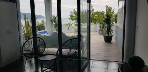 Thasos Town Apartment | Hotel George suite 1