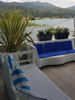 Thasos Town Apartment | Hotel George suite 1