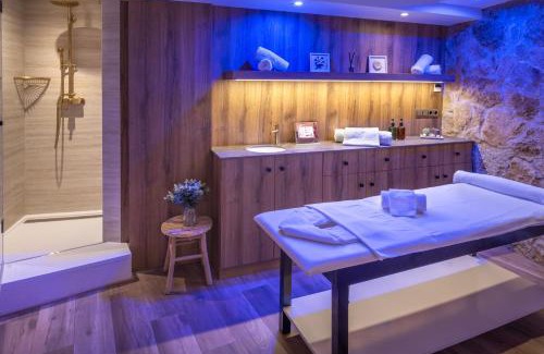 Tossa de Mar Hotel | Hotel GHT Neptuno-Tossa & Venus SPA