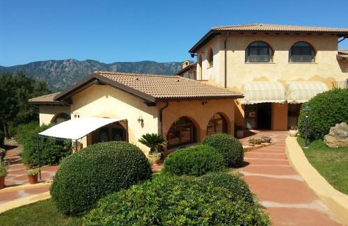 Iglesias Hotel | Hotel Giardino Corte Rubja