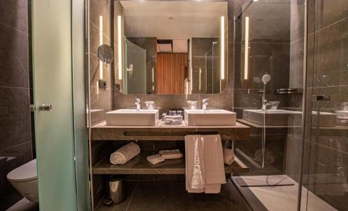 San Bernardo Hotel | Hotel Giralda Center