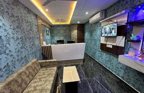 Vadodara Hotel | HOTEL GOLDEN VIEW