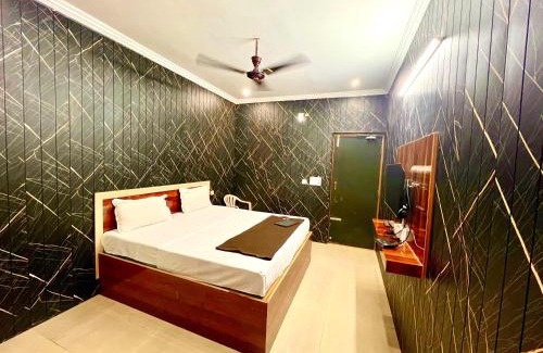 Tirupati Cabin | Hotel Govindh Heights
