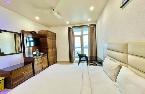 Puri Hotel | Hotel GP Rivera - Sea View Puri
