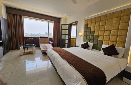 Vadodara Hotel | Hotel Grand Darshan Vadodara