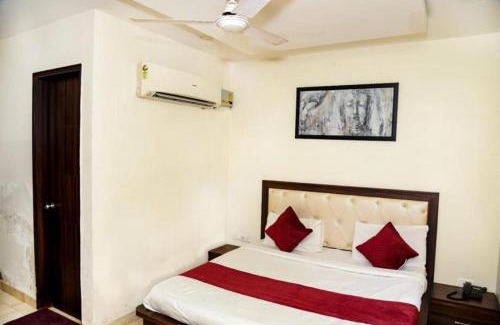 Pashim Vihar Hotel | Hotel Grand Inn Near Vaishali Metro Station