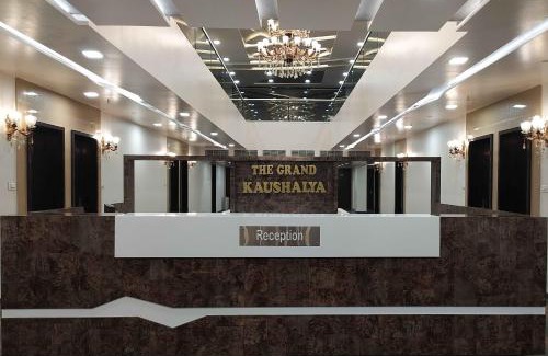 Sohagpur Hotel | Hotel Grand Kaushalya