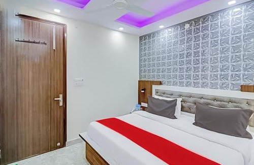 Delhi Hotel | Hotel Green Near Karkardooma