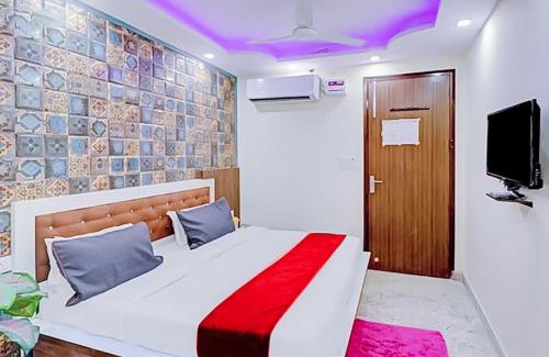 Delhi Hotel | Hotel Green Near Karkardooma
