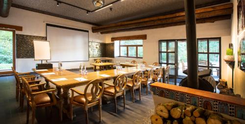 Hillscheid Hotel | Hotel Hüttenmühle Hillscheid