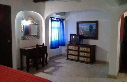 Mascota Hotel | Hotel Hacienda La Puerta de Enmedio