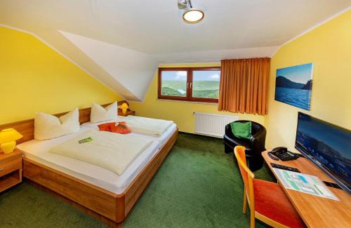 Nideggen Hotel | Hotel Haus Seeblick