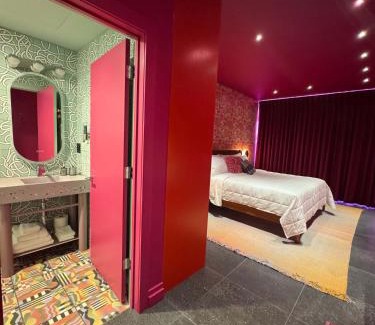 Cherokee Triangle House | Hotel Hilo - Room 103