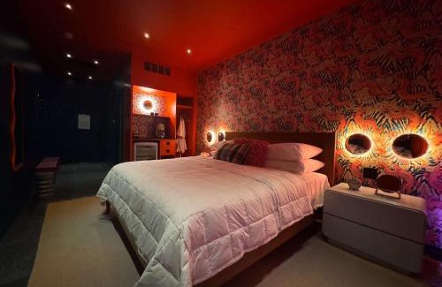 Cherokee Triangle House | Hotel Hilo - Room 201