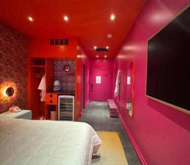 Cherokee Triangle House | Hotel Hilo - Room 204