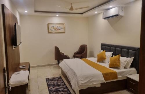 Kharar Hotel | Hotel Hiltane