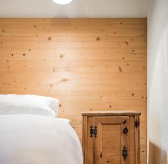 San Lorenzo di Sebato Hotel | Hotel Hurtmuehle Kronblick