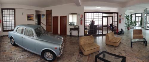 Villa San Giovanni Hotel | Hotel Il Dollaro