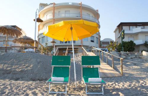 Bova Marina Hotel | Hotel Il Girasole