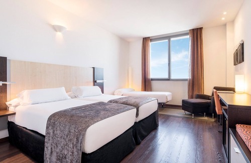 Penya-roja Hotel | Hotel ILUNION Aqua 4