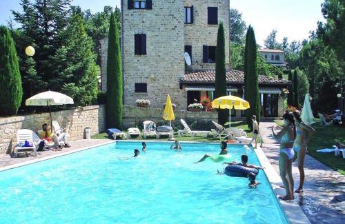 Montelparo Apartment | Hotel in Marche with Scenic Hiking Trails