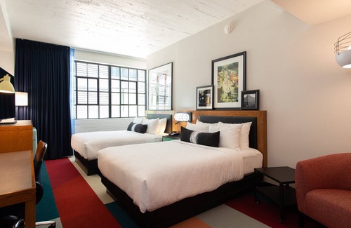 Marquette Hotel | Hotel Indigo Madison Downtown by IHG