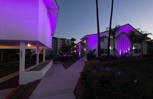 Mission Valley West Hotel | Hotel Iris - Mission Valley-San Diego Zoo-SeaWorld