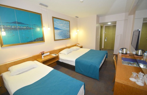 Kusadasi City Centre Hotel | Hotel Istankoy Kusadasi