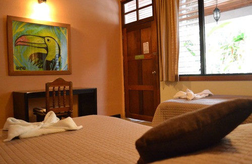 Tikal National Park Hotel | Hotel Jaguar Inn Tikal