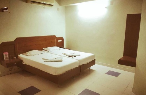 Madurai Hotel | Hotel Jeyasakthi