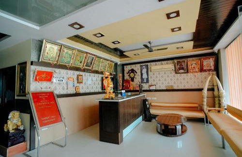 Sindhi Camp House | Hotel Jinendra Inn