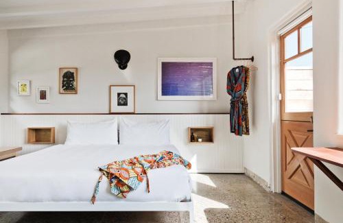 Central Malibu Hotel | Hotel June Malibu