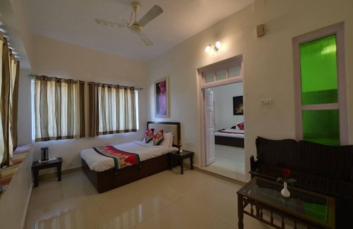 Mount Abu Hotel | Hotel Karnavati