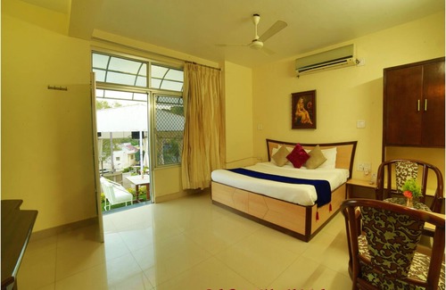 Mount Abu Hotel | Hotel Karnavati