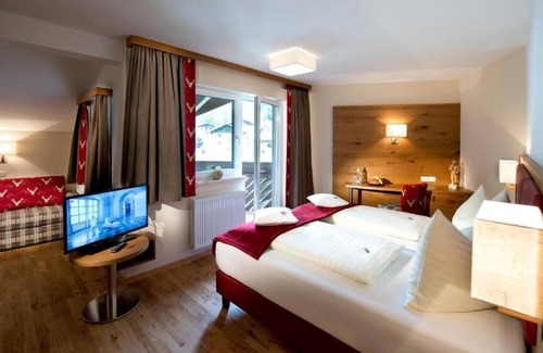 Russbach am Pass Gschuett Hotel | Hotel Kerschbaumer