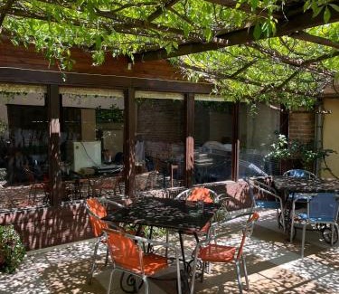 Sliven Hotel | HOTEL KREDO