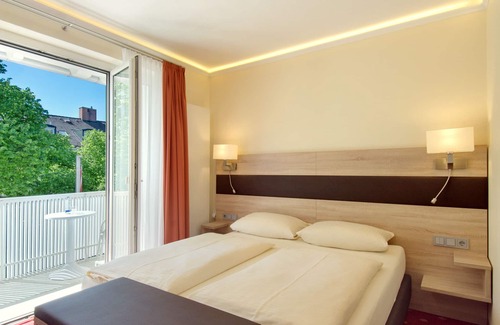 Nymphenburg Hotel | Hotel Kriemhild am Hirschgarten