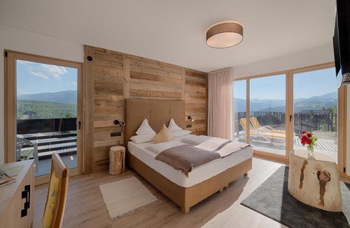 Pfalzen Hotel | Hotel Kristall