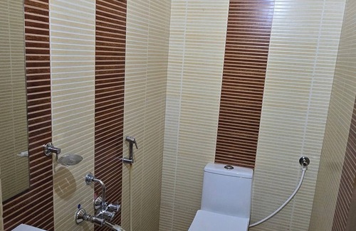 Srikalahasti Hotel | HOTEL KSR GRAND