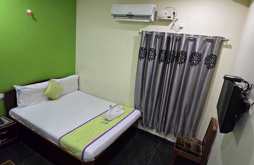 Srikalahasti Hotel | HOTEL KSR GRAND