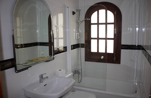 Albolote Hotel | Hotel La Curva