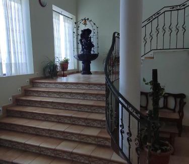 Castillejo de Iniesta Hotel | Hotel La Estrella de Castillejo